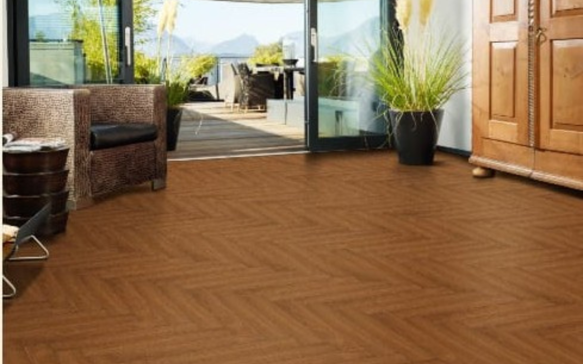Wooden & Vinyl Flooring