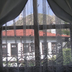 🕊️ Decorative & Functional Net Curtains