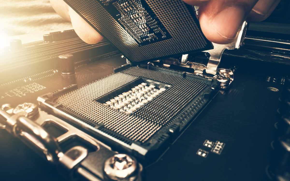 ⚙️ Software Installation & Upgrades