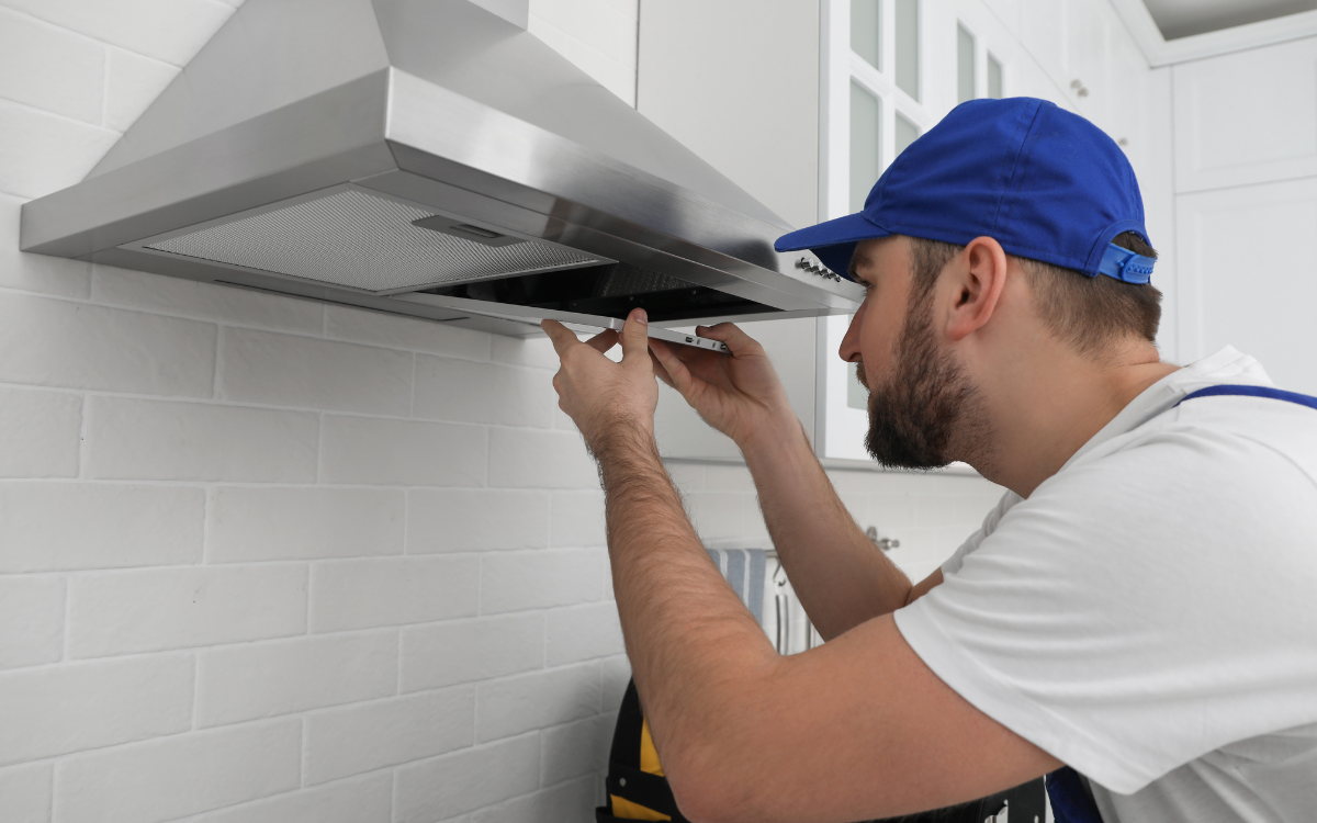 Kitchen Chimney Installation & Repair 🌪️
