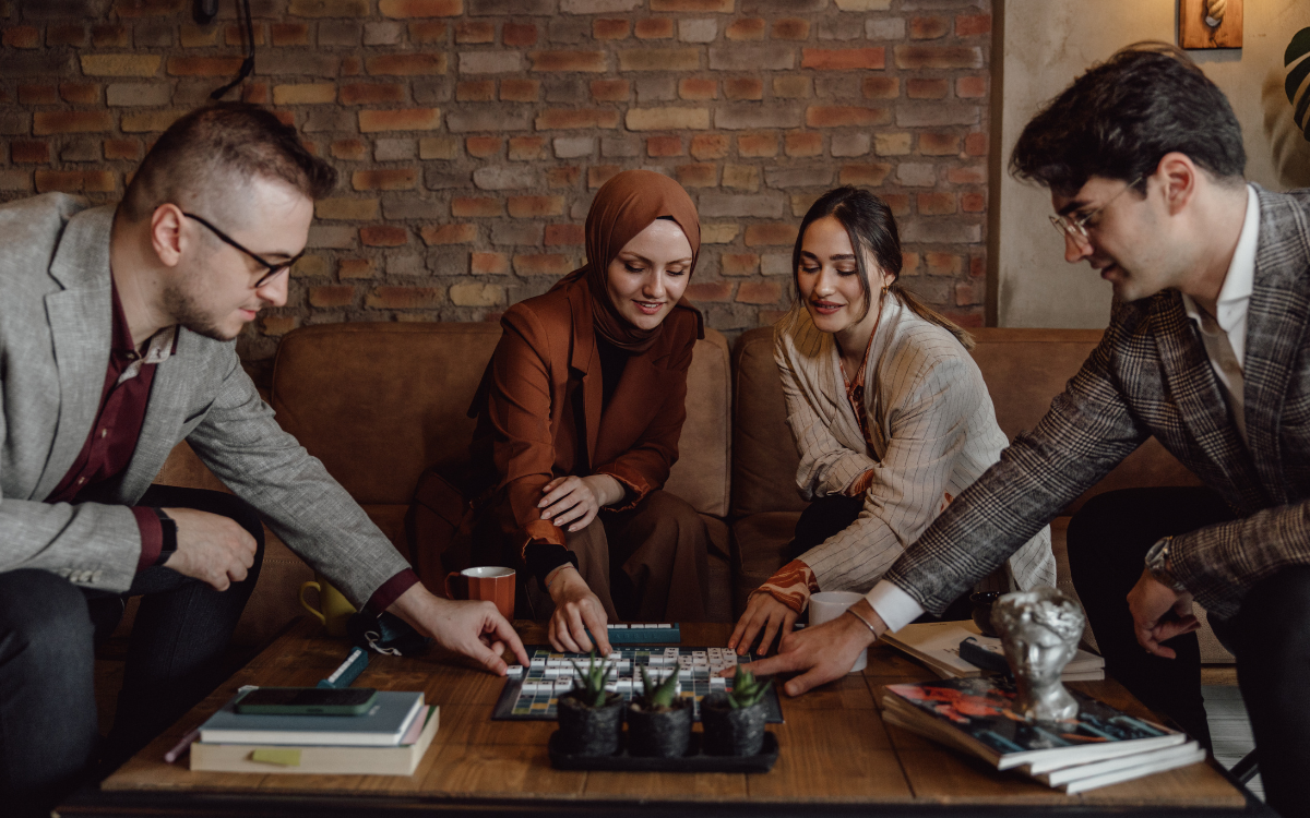 Board Games & Books 🎲📚